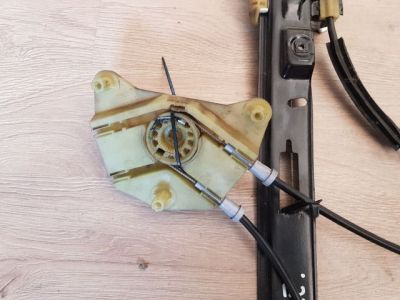 Jobb első Ablakemelő Szerkezet (Elektromos) - 2. kép