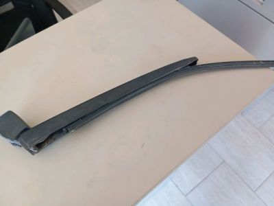 Hátsó Ablaktörlő Kar - Ablaktörlő