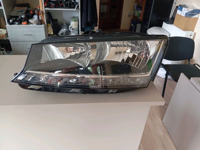 Bal Fényszóró - Fényszóró | EXPO.HU