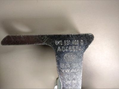 Jobb első Felső Zsanér - 3. kép