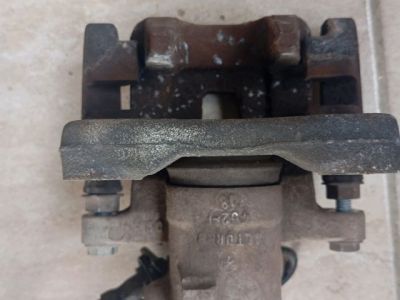 Jobb hátsó Féknyereg Munkahengerrel - 4. kép