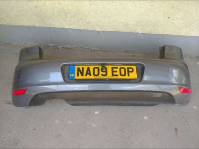 Hátsó Lökhárító (Részeivel) - Lökhárító