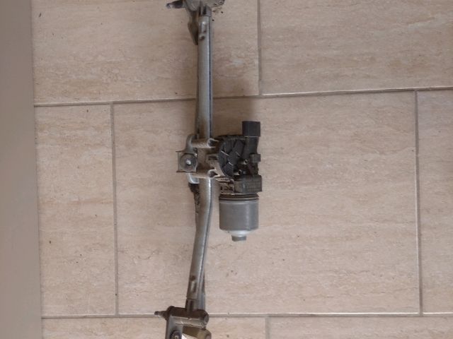 Első Ablaktörlő Szerkezet Motorral - Motor | EXPO.HU