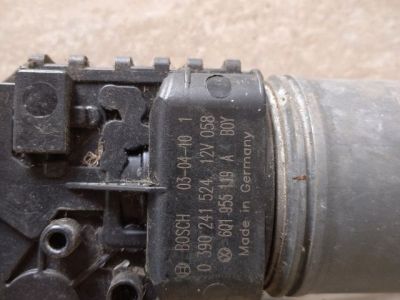 Első Ablaktörlő Szerkezet Motorral - Motor