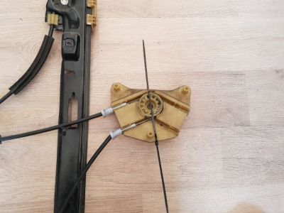 Bal első Ablakemelő Szerkezet (Elektromos) - 2. kép