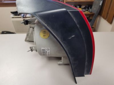 Jobb Külső Hátsó Lámpa - 4. kép