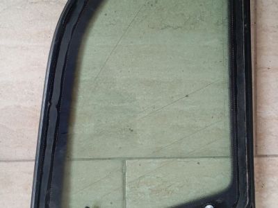 Jobb C Oszlop Oldalablak Üveg - Oldalablak Üveg