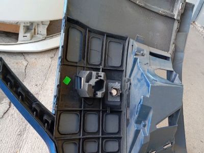 Első Lökhárító (Üresen) - 4. kép