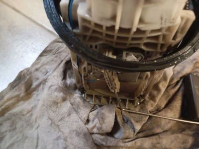 Üzemanyag Szivattyú - Szivattyú