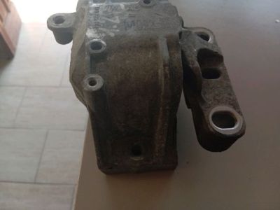 Motor Tartó Bak Jobb - 4. kép