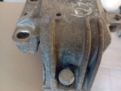 Motor Tartó Bak Jobb - 5. kép