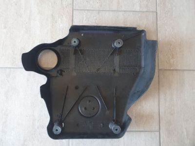 Felső Motorburkolat - Motorburkolat