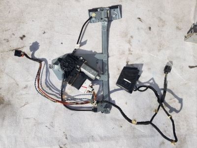 Jobb hátsó Ablakemelő Szerkezet (Elektromos) - Ablakemelő