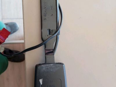 Bal első Biztonsági Öv Csat