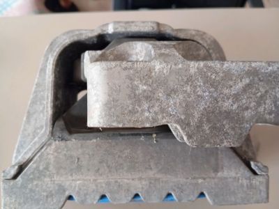 Motor Tartó Bak Jobb - 2. kép