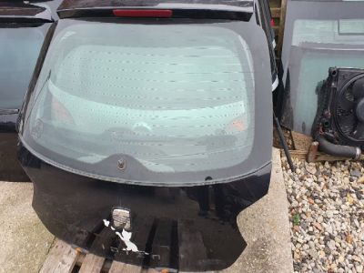 Csomagtérajtó (Részeivel) - Csomagtérajtó