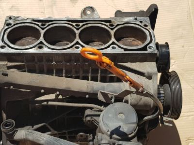 Motorblokk (Fűzött) - 8. kép