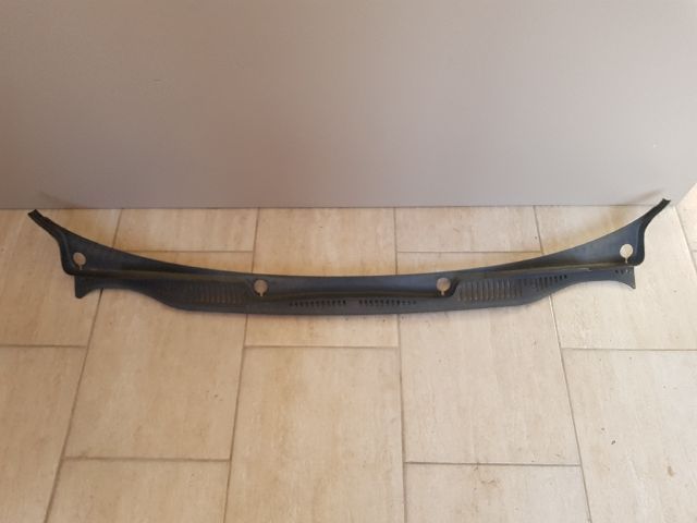 Szélvédő Alatti Műanyag Elem - Burkolat | EXPO.HU