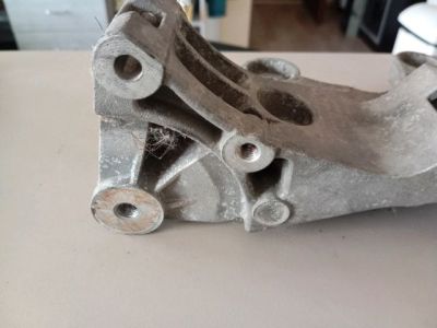 Generátor Tartó Bak - 2. kép