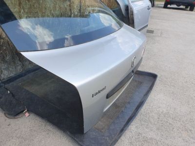 Jobb Csomagtérajtó (Részeivel) - Csomagtérajtó