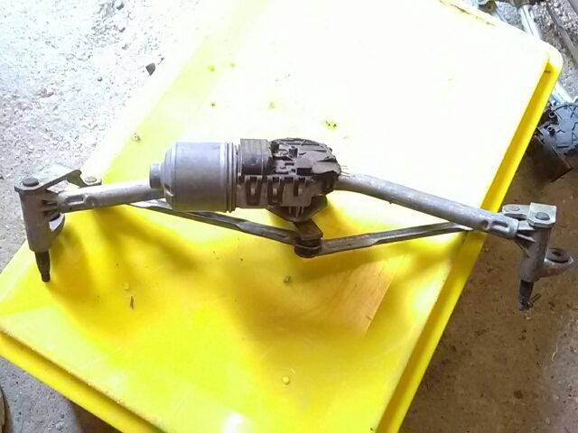 Első Ablaktörlő Szerkezet Motorral - Motor | EXPO.HU