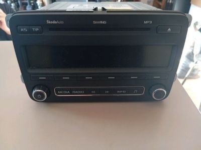 Rádió / CD - Rádió / CD