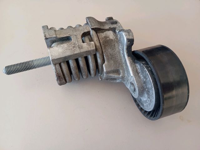 Szíjfeszítő Görgő - Motor, motorikus alkatrész | EXPO.HU