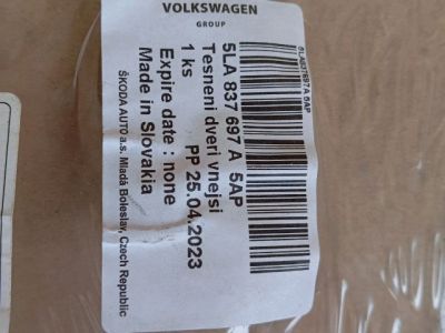 Bal első Ajtó Szigetelés - 3. kép