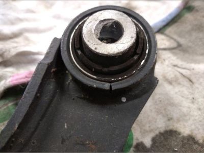 Bal hátsó Futómű Kitámasztó - 4. kép