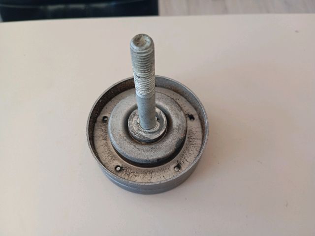 Vezetőgörgő - Motor, motorikus alkatrész | EXPO.HU