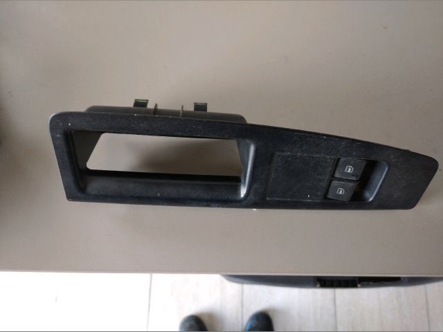 Bal első Ajtóbehúzó - Utastér | EXPO.HU