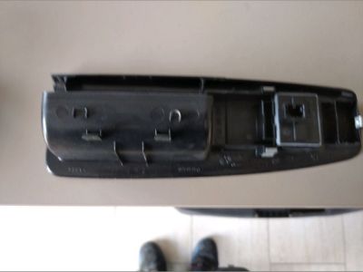 Bal első Ajtóbehúzó - Utastér