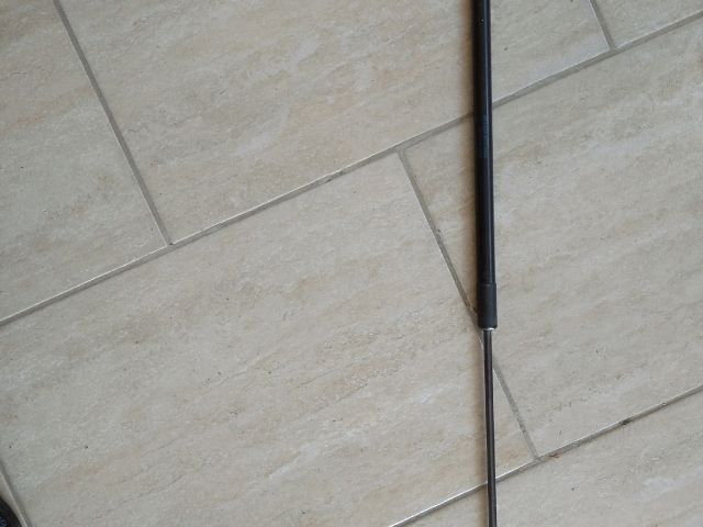 Gázrugós Kitámasztó Teleszkóp Motorháztető - Kitámasztó | EXPO.HU