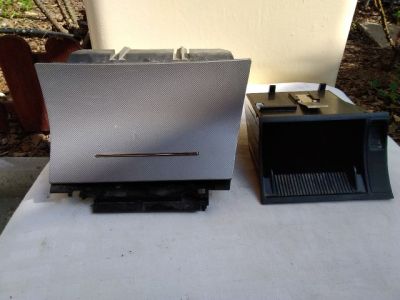 Első Hamutartó - Hamutartó