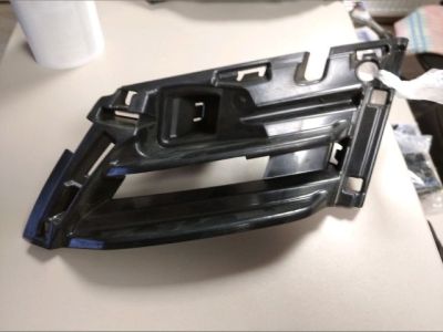 Jobb első Lökhárító Tartó (Műanyag)