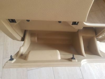 Műszerfal alatti Műanyag Elem - 5. kép