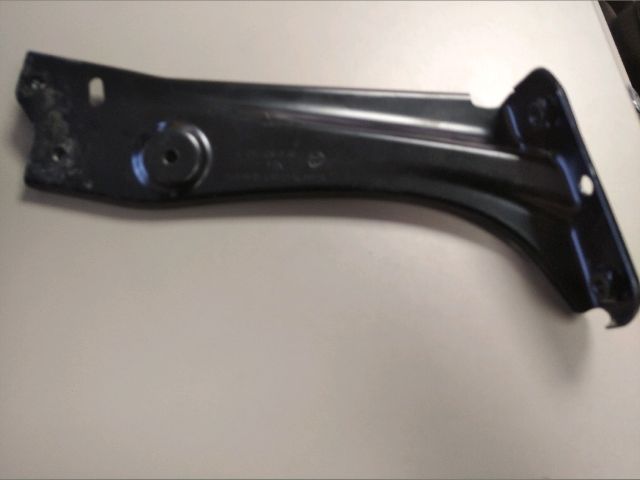 Jobb Sárvédő Oldaltartó - Karosszéria egyéb | EXPO.HU