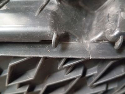 Első Lökhárító Alsó Középső Díszrács - 7. kép