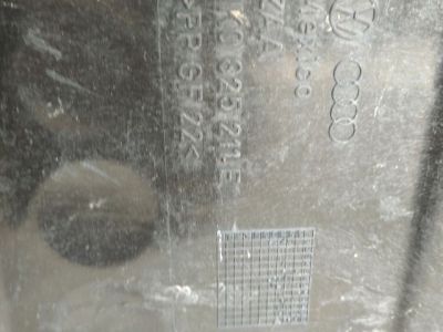 Bal Fenéklemez - Karosszéria egyéb