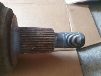 Jobb Féltengely - Féltengely