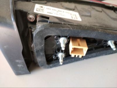 Jobb Belső Hátsó Lámpa - 2. kép