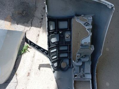 Első Lökhárító (Üresen) - Lökhárító