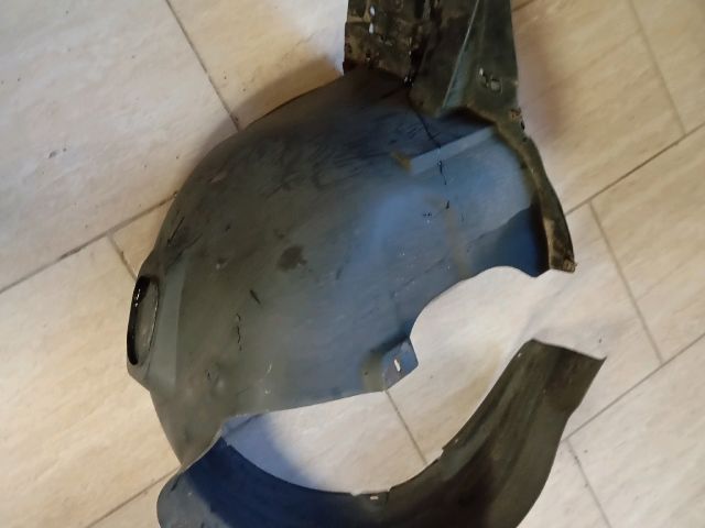 Bal első Első Dobbetét (Kerékjárati, Műanyag) - Karosszéria egyéb | EXPO.HU