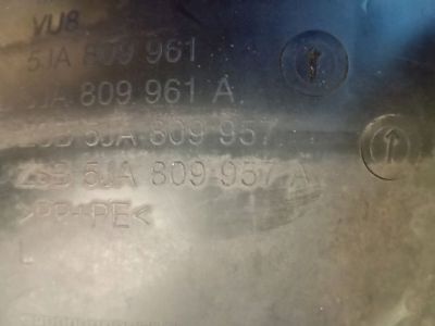 Bal első Első Dobbetét (Kerékjárati, Műanyag) - Karosszéria egyéb