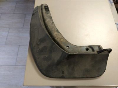 Bal hátsó Sárvédő Gumi - 1. kép