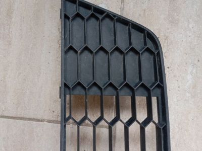 Első Lökhárító Alsó Középső Díszrács - 5. kép