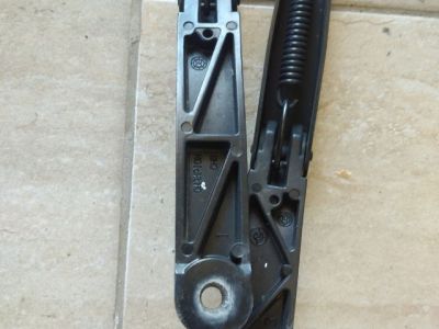 Első Ablaktörlő Kar - Ablaktörlő