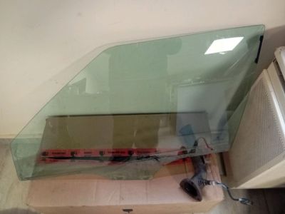 Bal első Ablak - Ablak