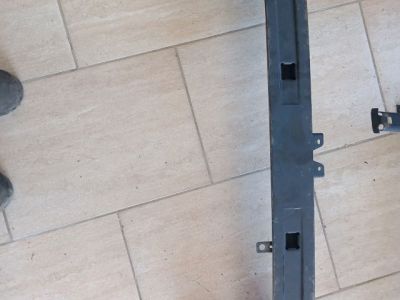 Első Lökhárító Merevítő (Fém)