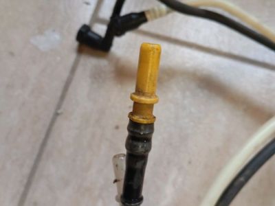 Üzemanyagcső - 5. kép